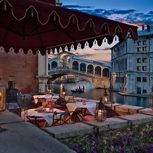 Al Ponte Antico **** Venedig
